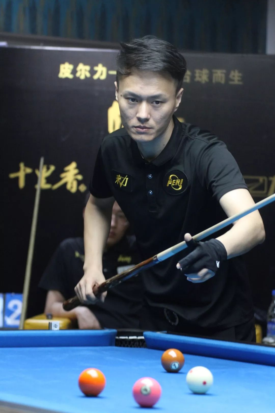 威少在场上 威少在场上