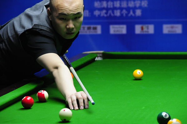 的赛场上保 的赛场上保