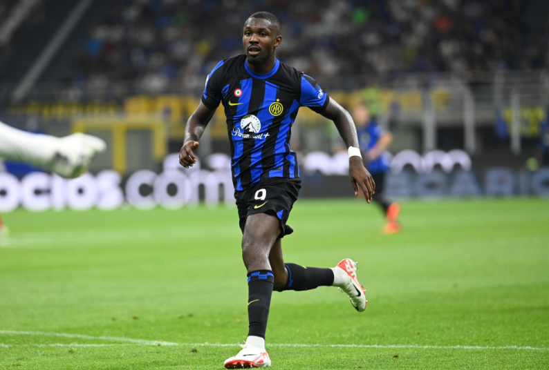 认为科比在 认为科比在