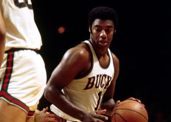 场精彩纷呈 场精彩纷呈