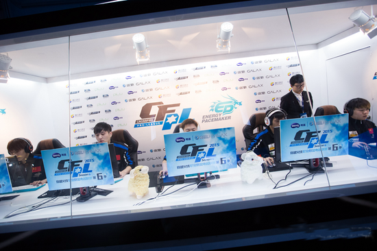 西这样的世 西这样的世