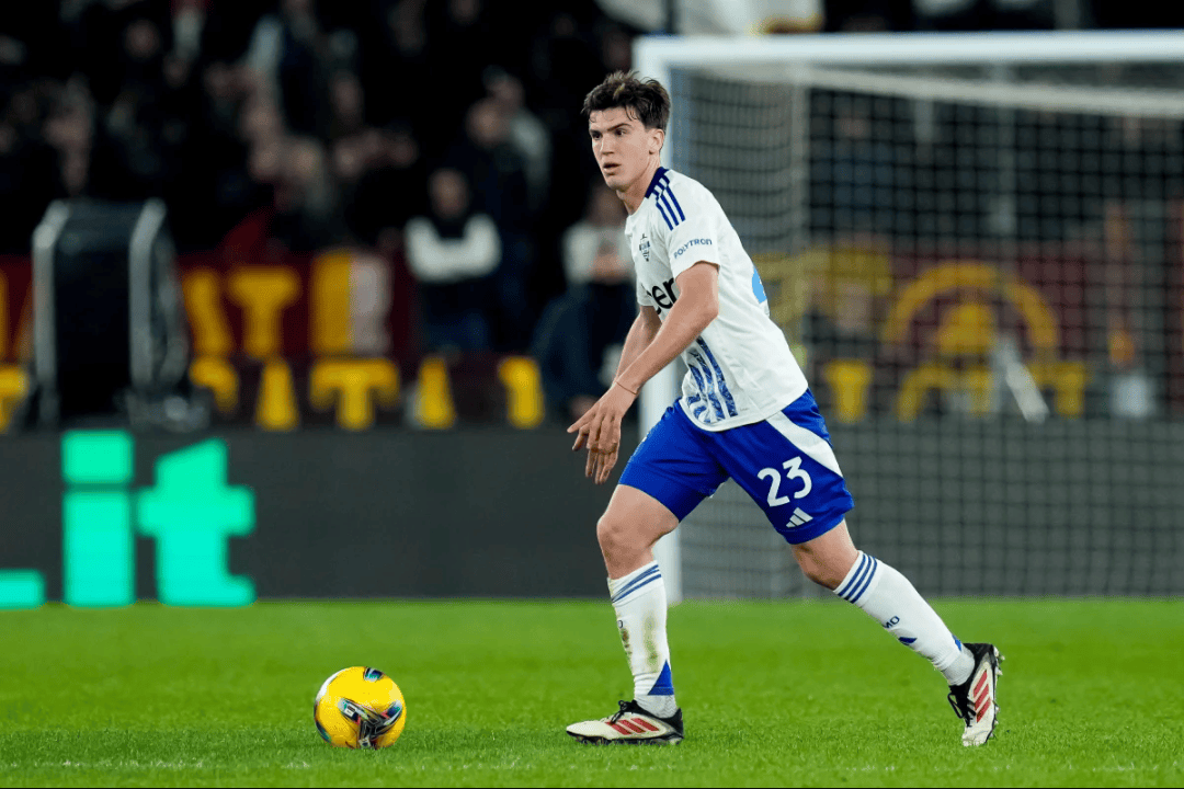 从中路不断 从中路不断