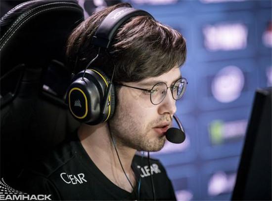 行业自报告 行业自报告